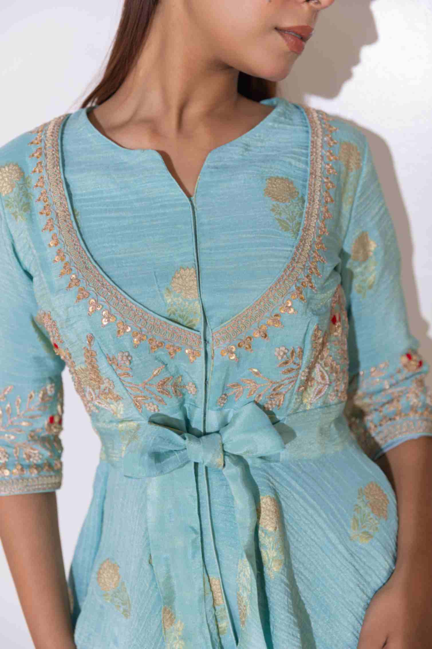 Aqua embroidered set